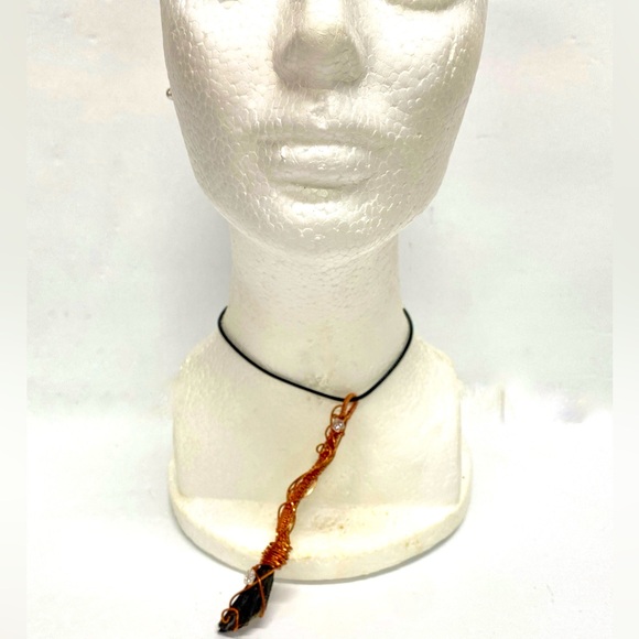 HANDMADE Halloween Witch’s Broom Hand Wrapped Bare Copper Kyanite Fan Pendant - Picture 3 of 10